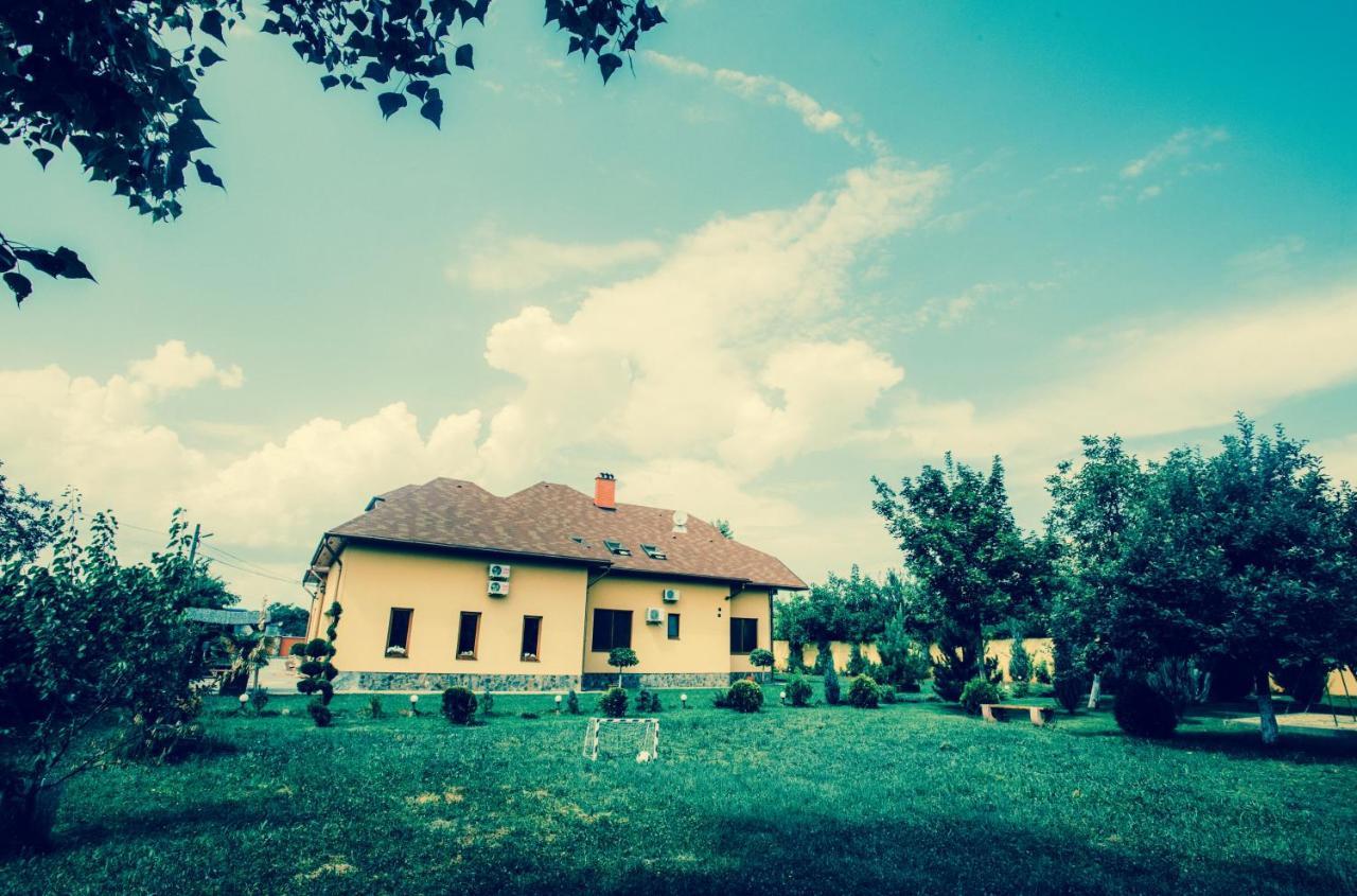 Sunrise Boutique Hotel Берегово Екстериор снимка