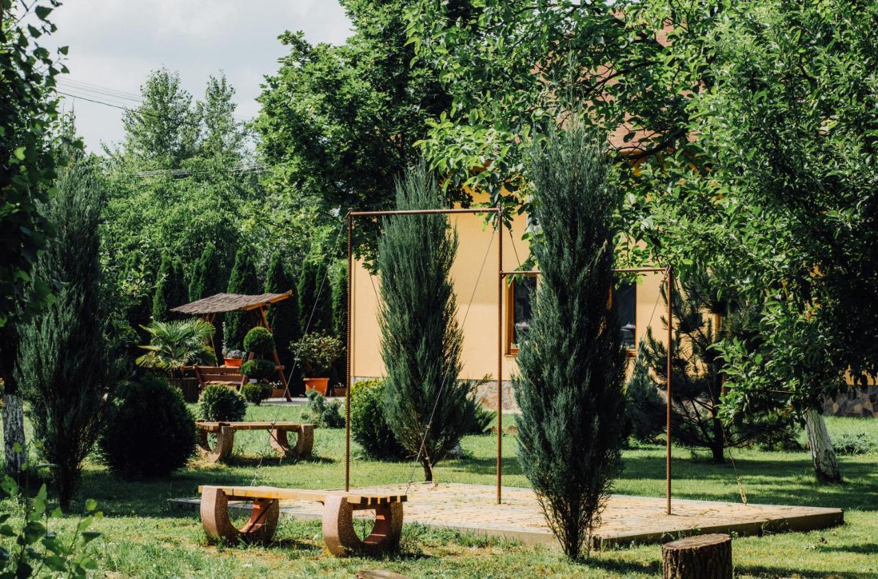 Sunrise Boutique Hotel Берегово Екстериор снимка